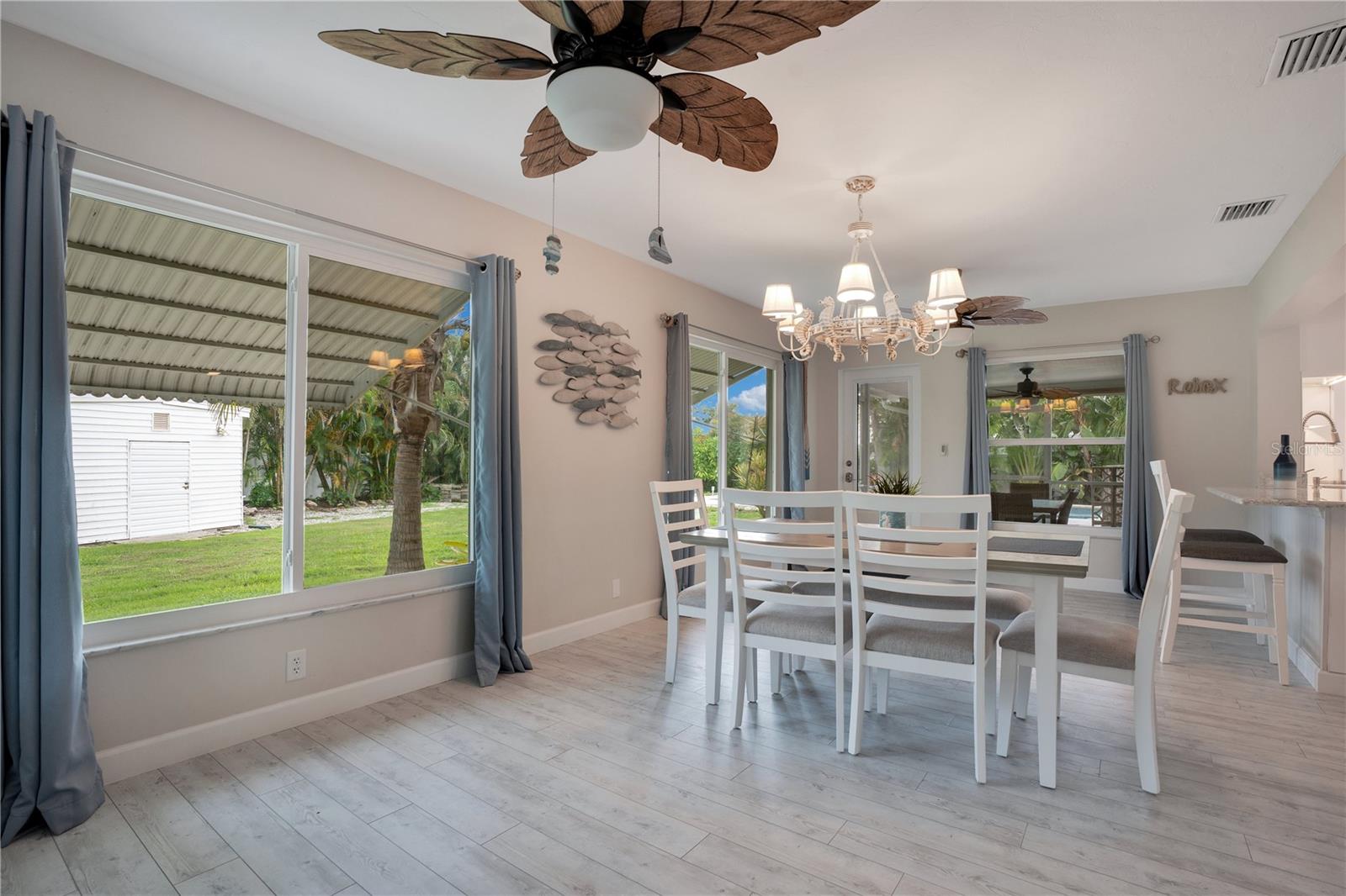 Image 9 of 36 For 631 Coral Drive