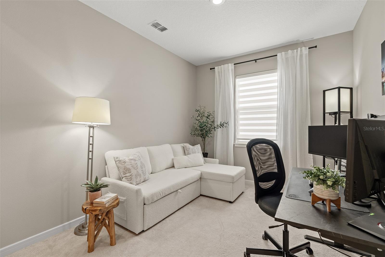 Image 18 of 39 For 1009 Savannah Palms Blvd