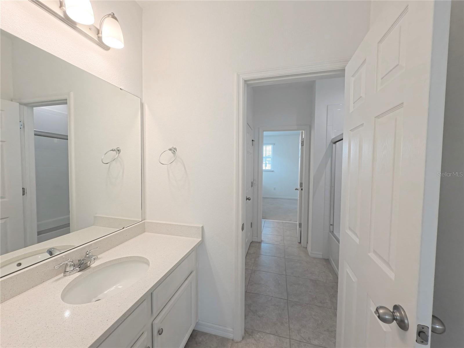 Image 34 of 39 For 12676 Salomon Cove Drive