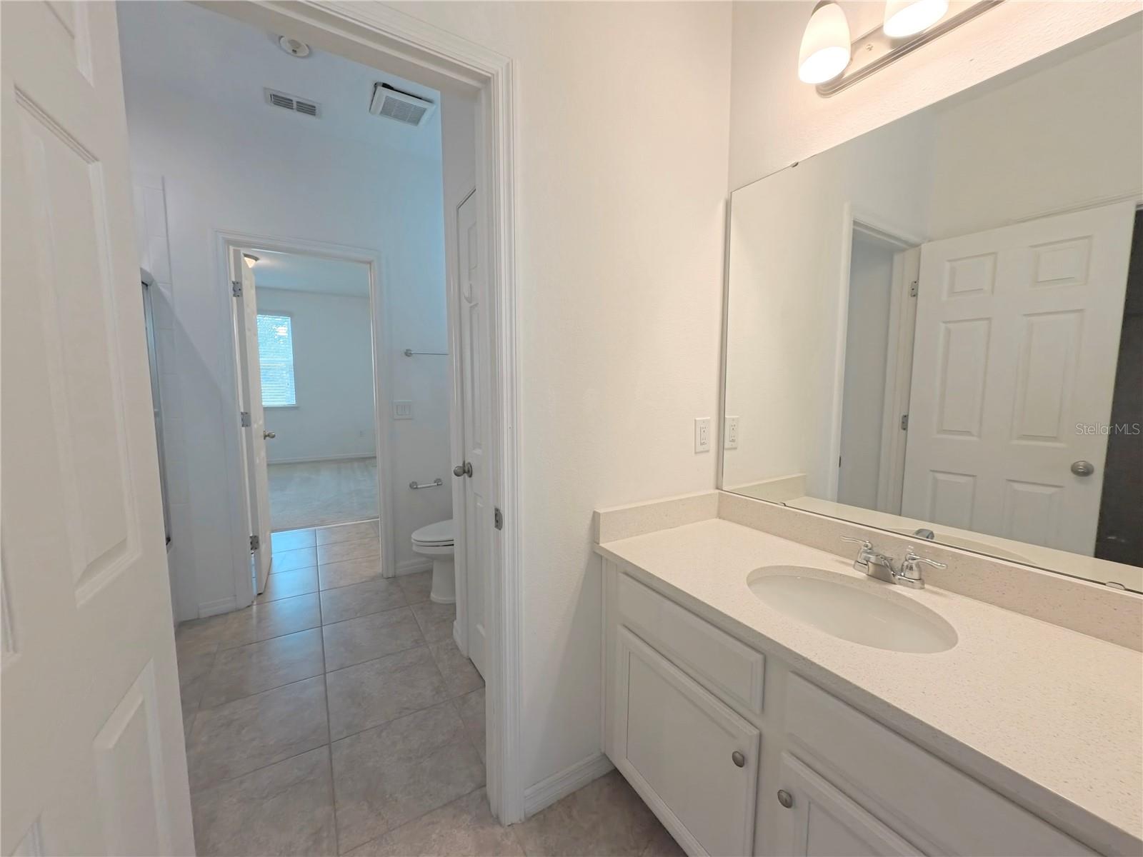 Image 36 of 39 For 12676 Salomon Cove Drive