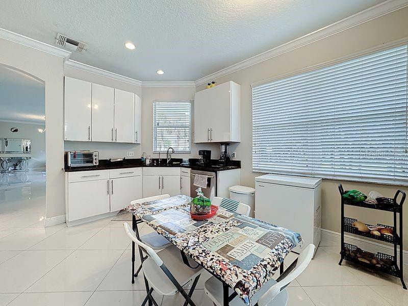 Image 10 of 53 For 573 Neumann Village Court