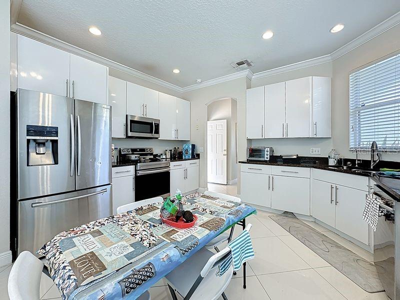 Image 6 of 53 For 573 Neumann Village Court