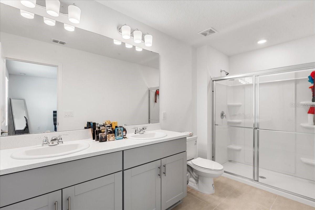 Image 11 of 15 For 4940 Spangle Drive
