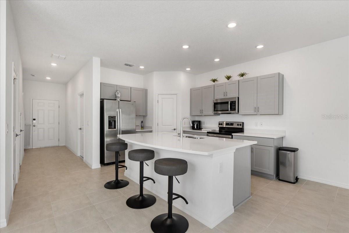 Image 3 of 15 For 4940 Spangle Drive