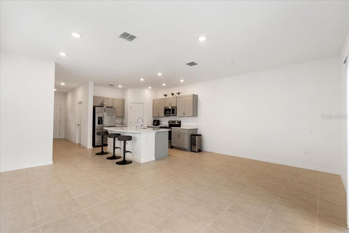 Image 7 of 15 For 4940 Spangle Drive