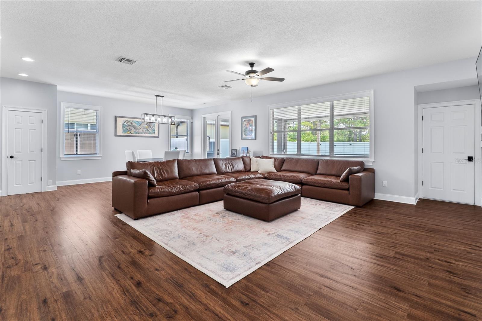 Image 8 of 48 For 2324 Wild Tamarind Boulevard