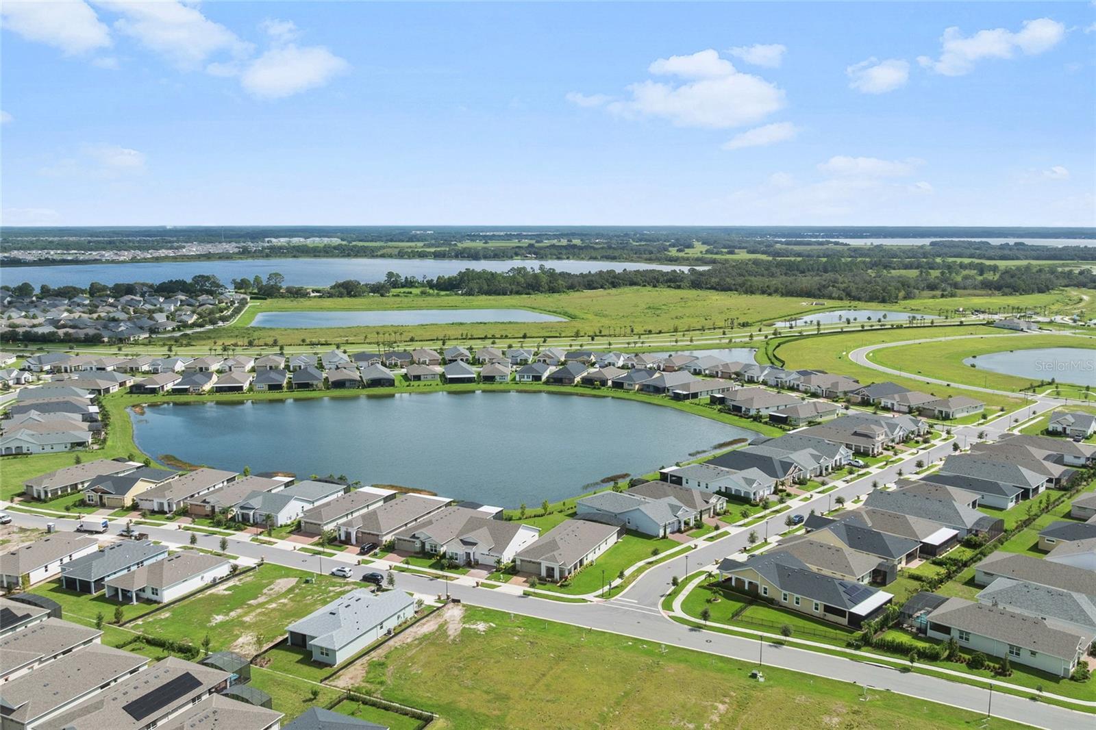 Image 7 of 74 For 2699 Midsweet Ave