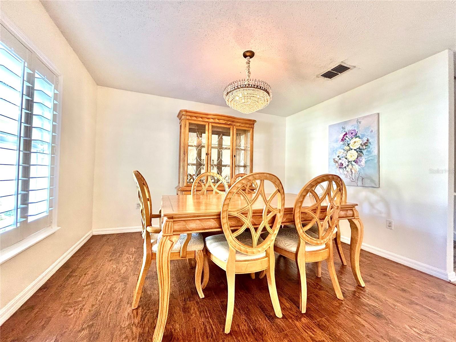 Image 4 of 44 For 13836 Econ Woods Lane
