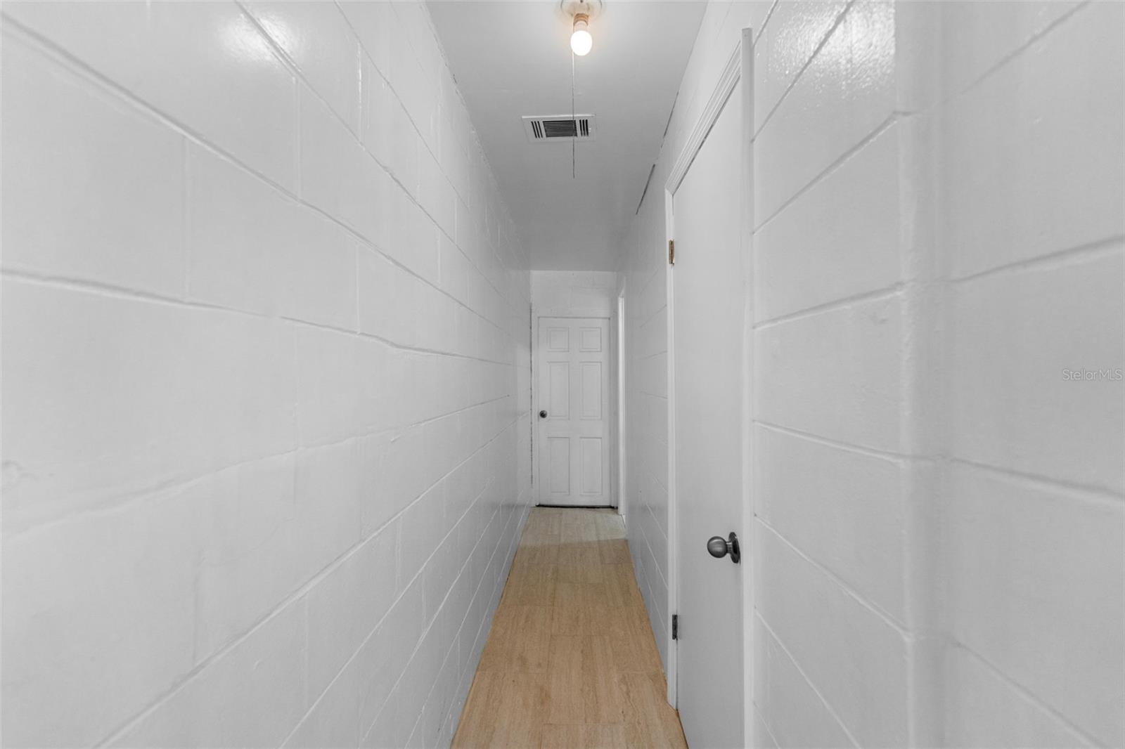 Image 12 of 30 For 2524 Anastasia Drive