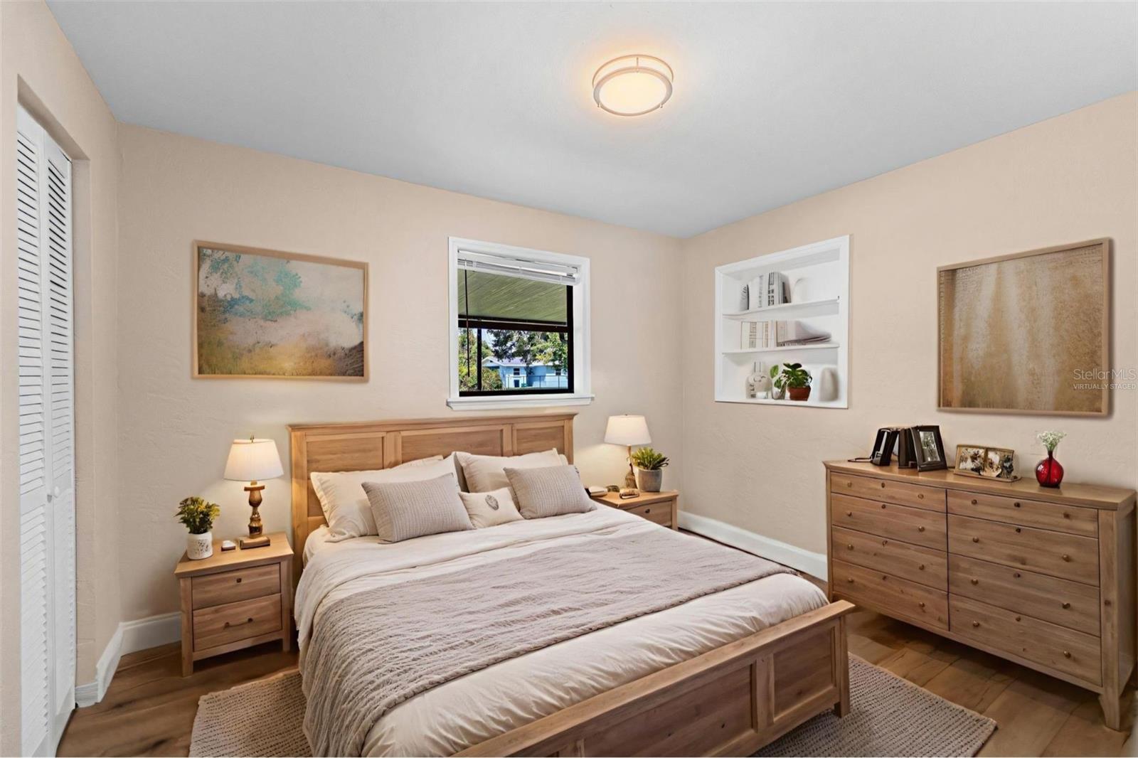 Image 16 of 30 For 2524 Anastasia Drive