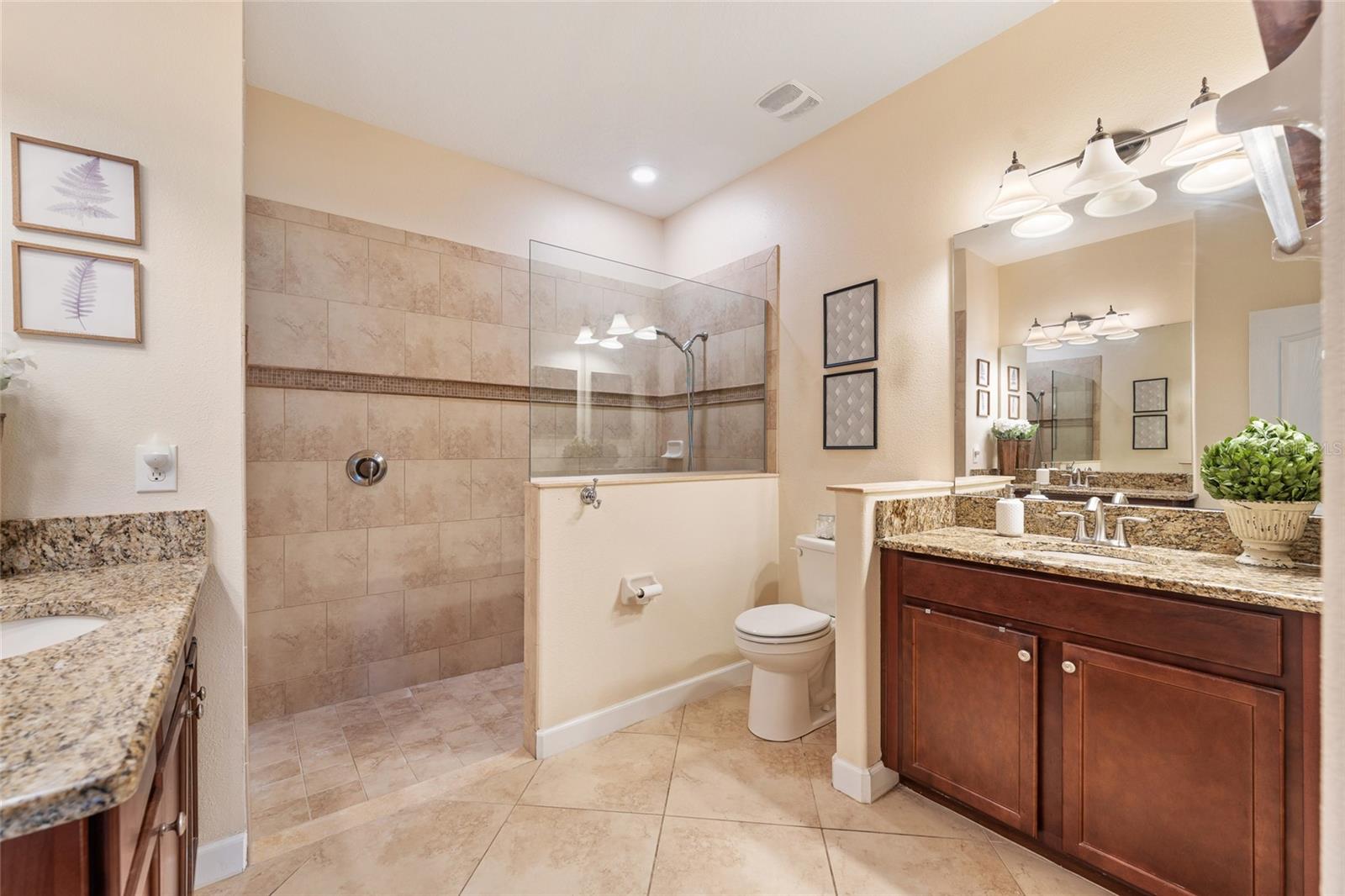 Image 15 of 36 For 3880 Serena Lane