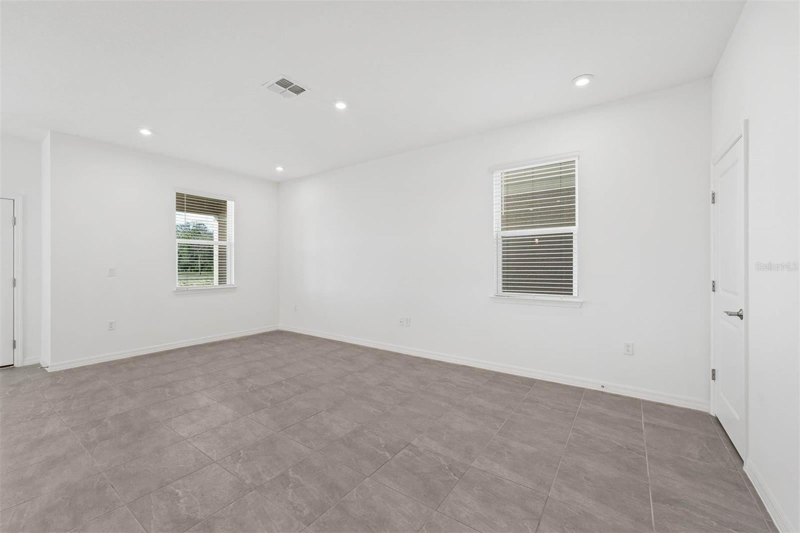 Image 12 of 44 For 5646 Stockade Boulevard