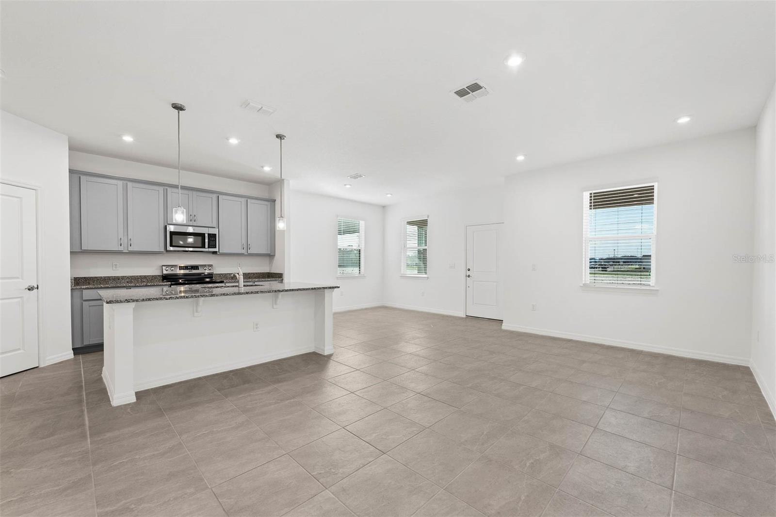 Image 16 of 44 For 5646 Stockade Boulevard