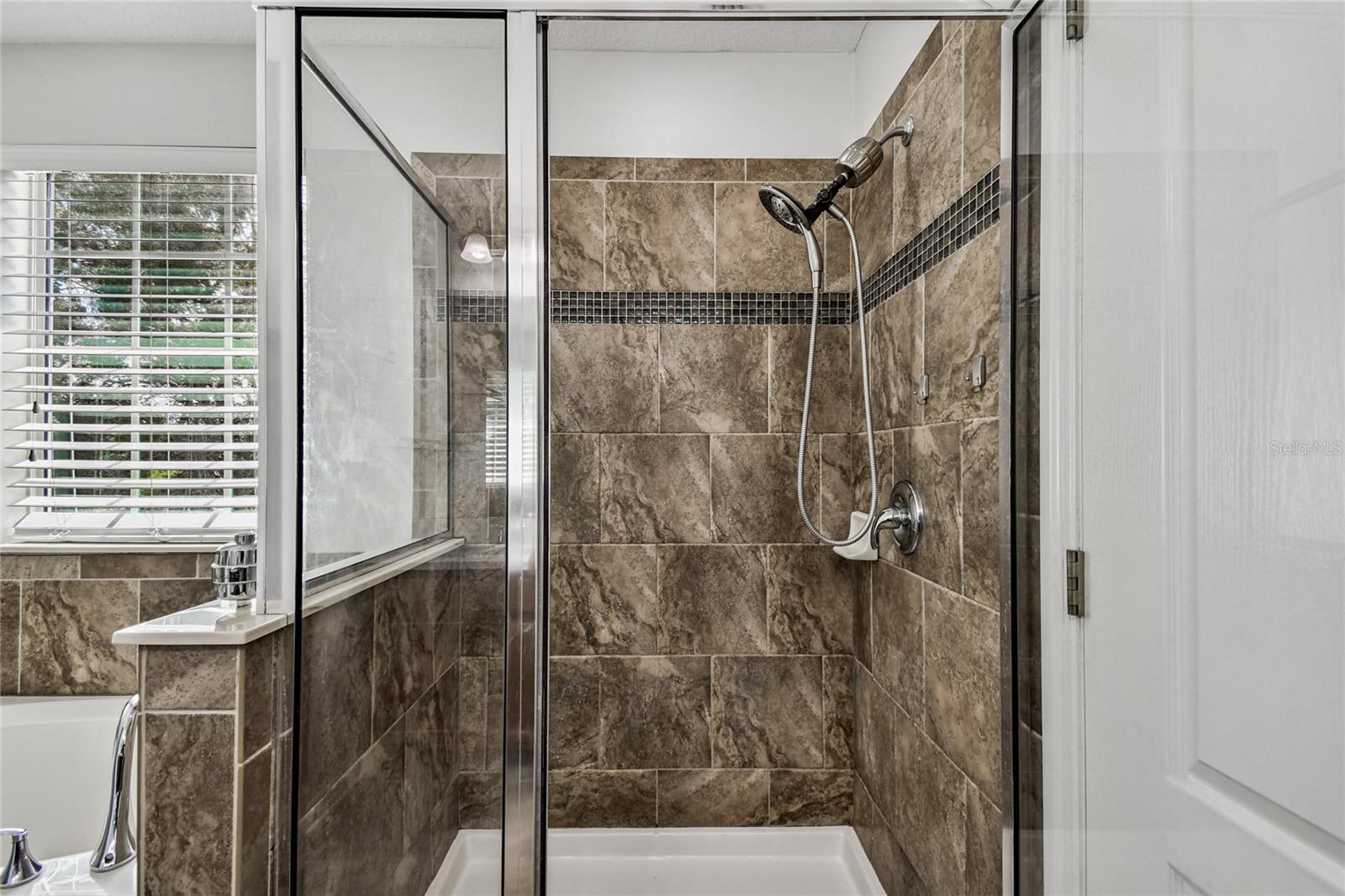 Image 14 of 25 For 2641 River Landing Drive