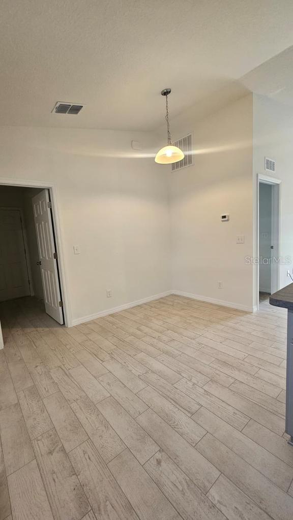 Image 5 of 14 For 14690 24th Place