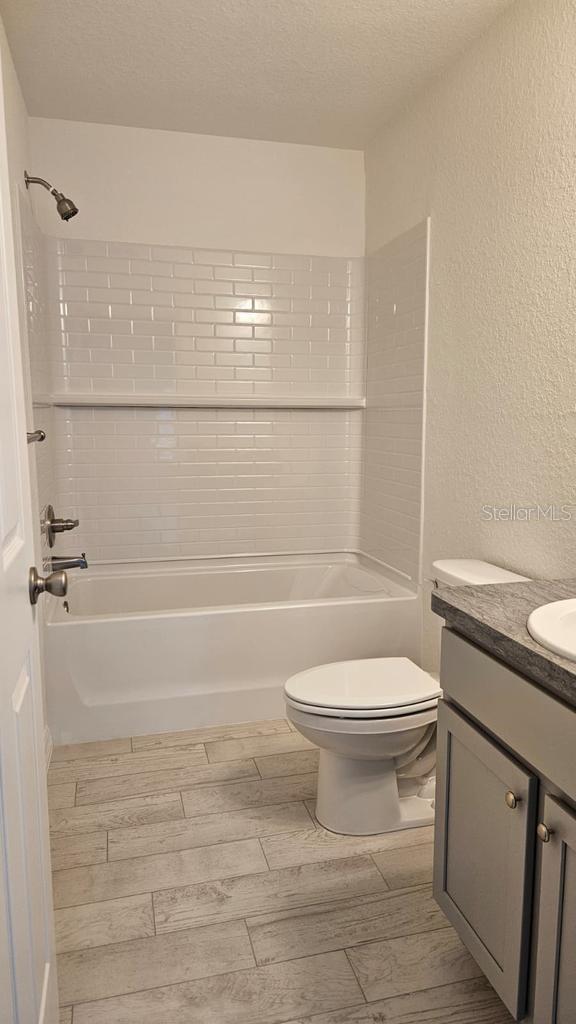 Image 8 of 14 For 14690 24th Place