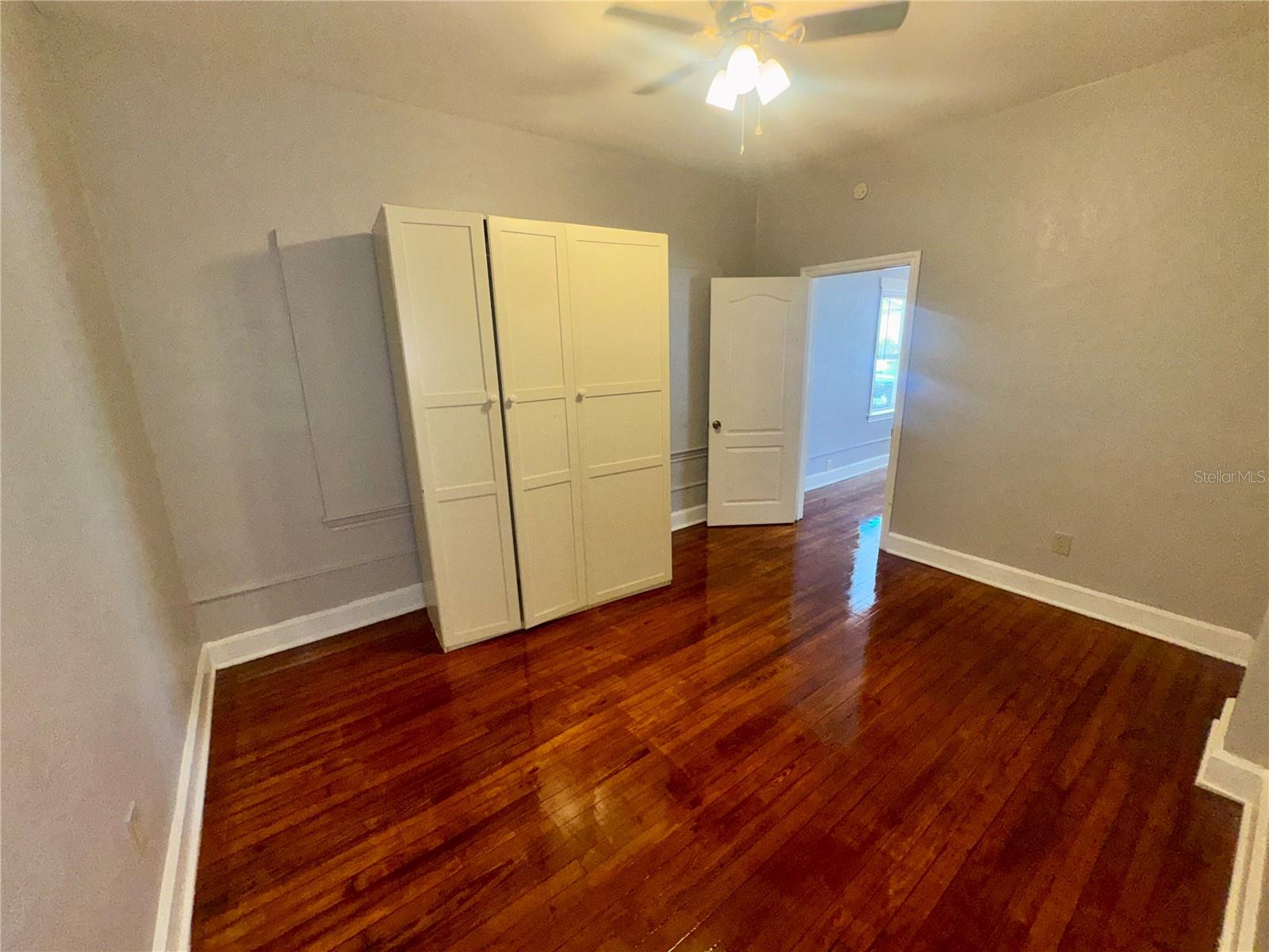 Image 8 of 16 For 2330 Fern Creek Avenue A