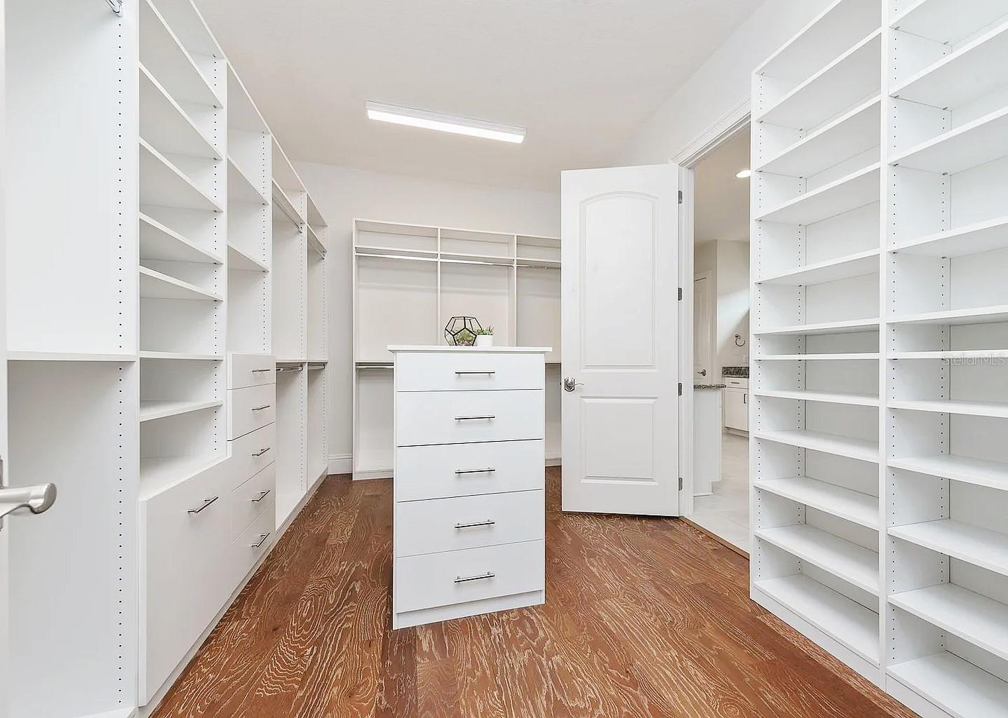 Image 31 of 58 For 13833 Abberwick Drive