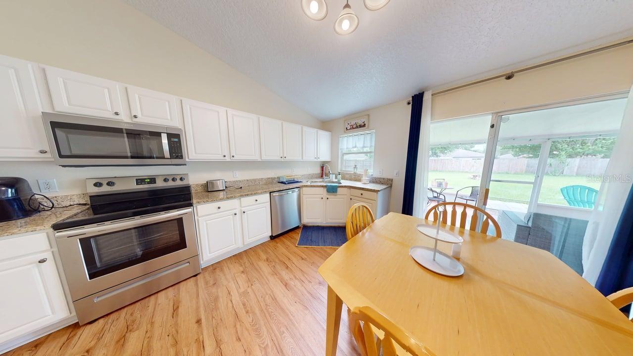 Image 11 of 28 For 436 Coventry Estates Boulevard