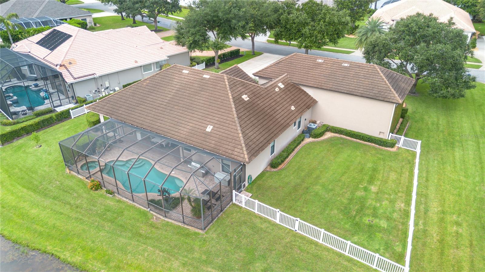 Image 14 of 50 For 2718 Winterford Drive