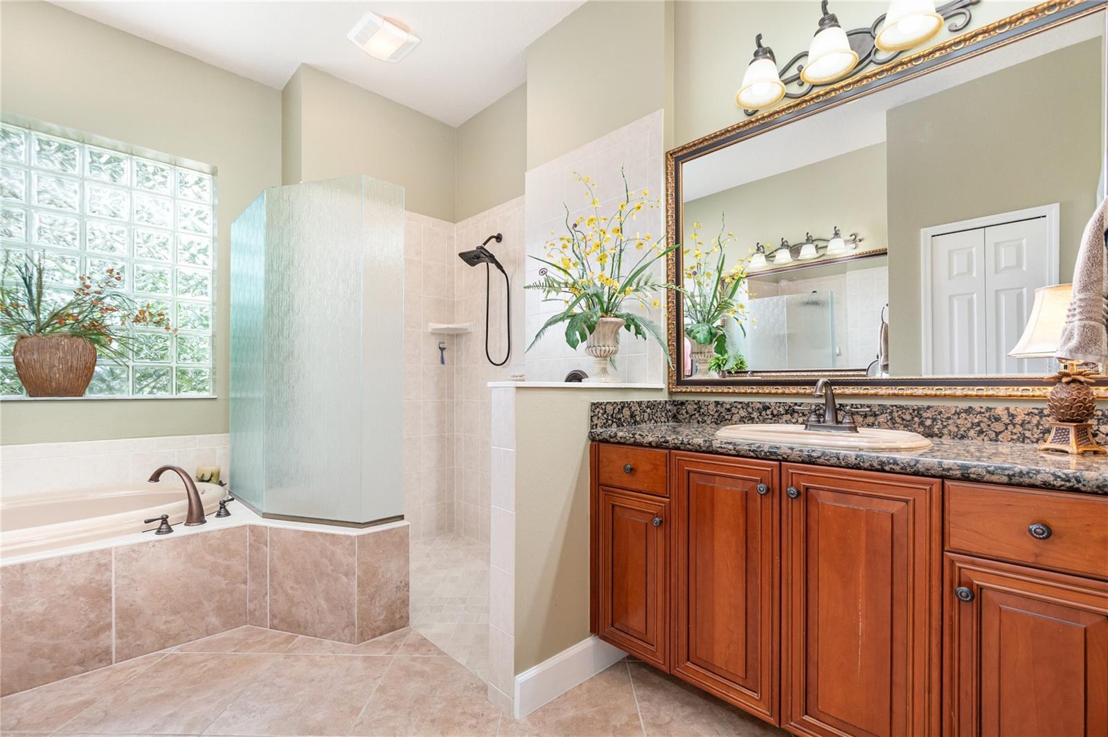 Image 33 of 50 For 2718 Winterford Drive