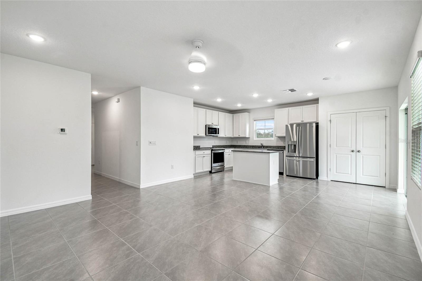 Image 11 of 30 For 8271 Wakefield Drive