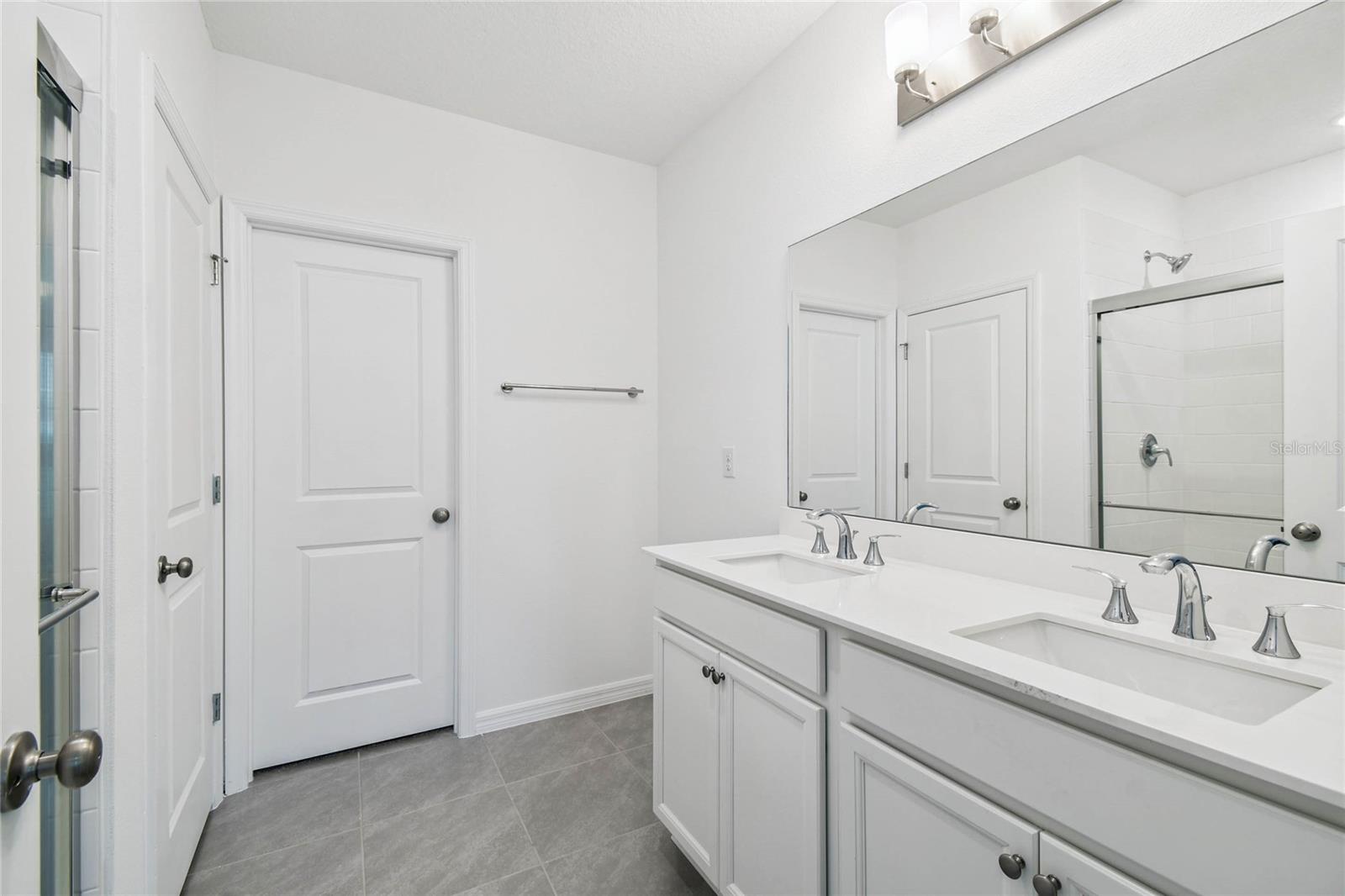 Image 24 of 30 For 8271 Wakefield Drive