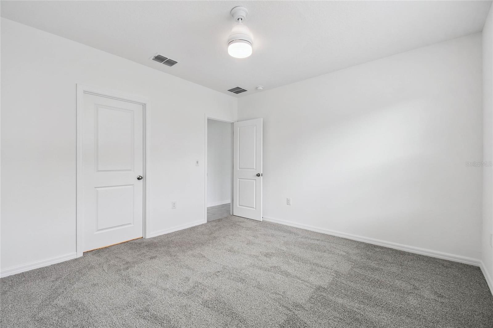 Image 27 of 30 For 8271 Wakefield Drive