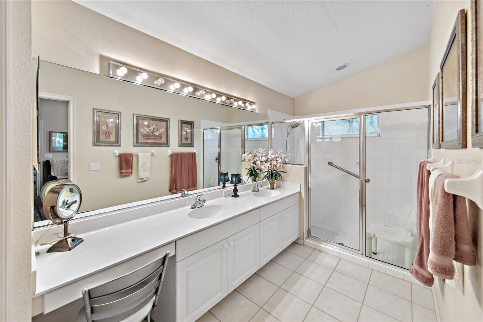 Image 15 of 27 For 7319 Eleanor Circle