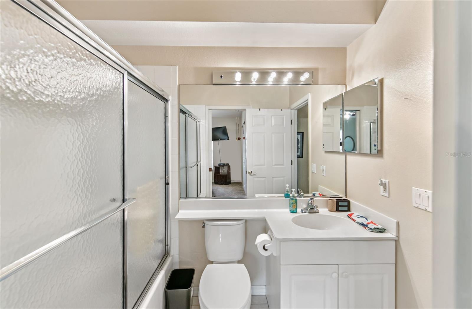 Image 19 of 27 For 7319 Eleanor Circle