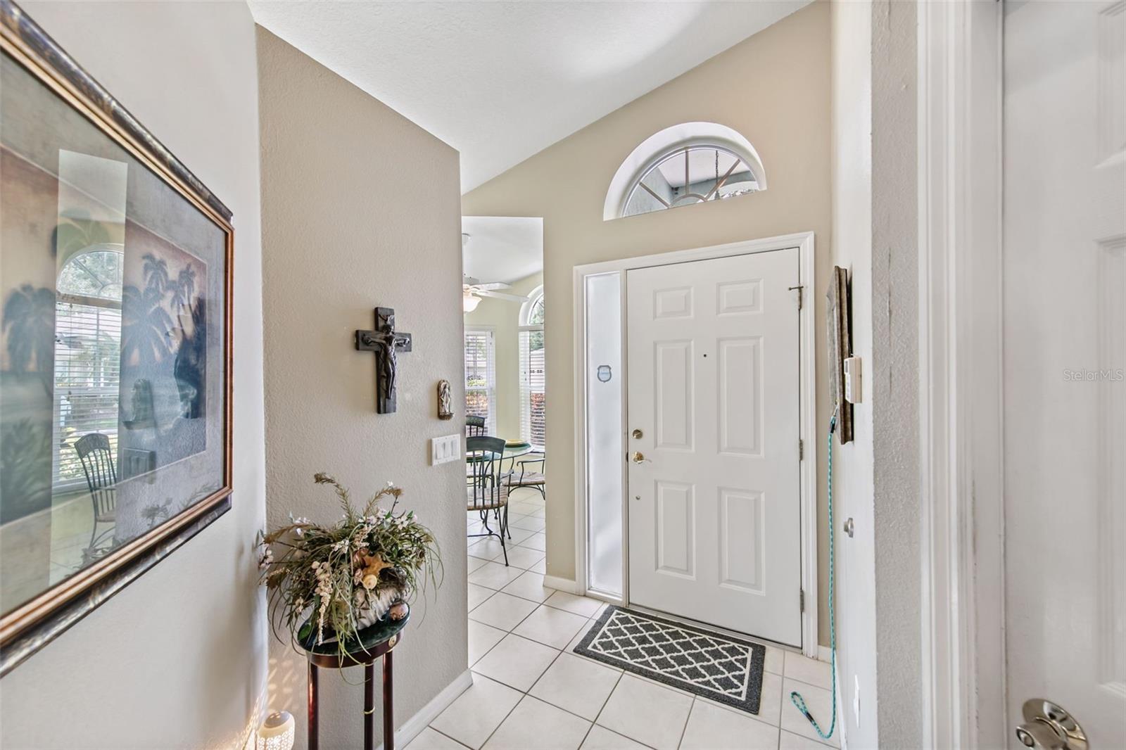 Image 3 of 27 For 7319 Eleanor Circle