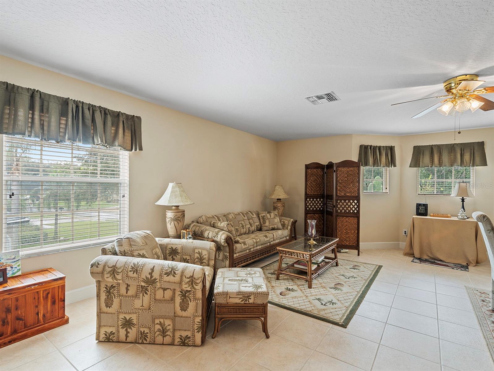 Image 40 of 79 For 4929 Parkview Drive