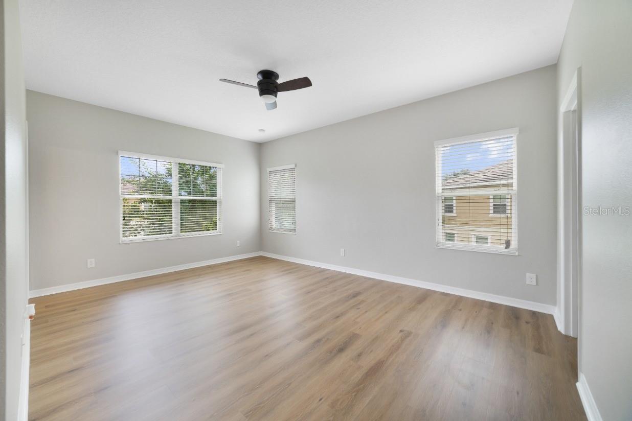 Image 8 of 17 For 7460 Leighside Drive