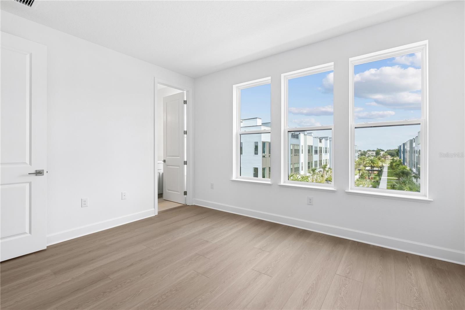 Image 13 of 32 For 2242 Brix Street