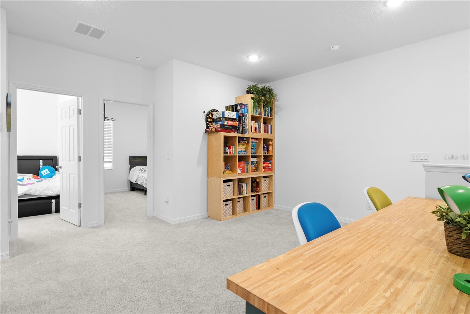 Image 17 of 25 For 7369 Mezzano Ln