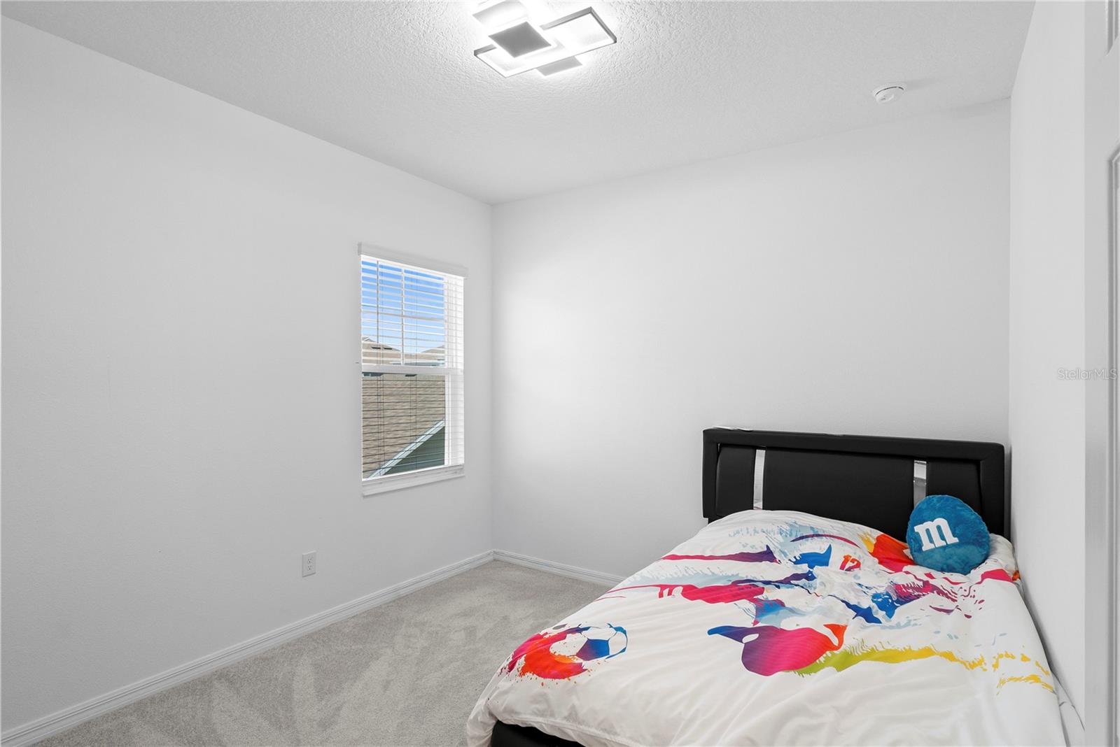 Image 21 of 25 For 7369 Mezzano Ln
