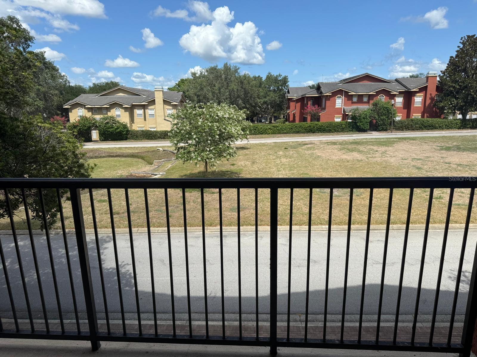 Image 17 of 19 For 107 Vista Verdi Circle 237