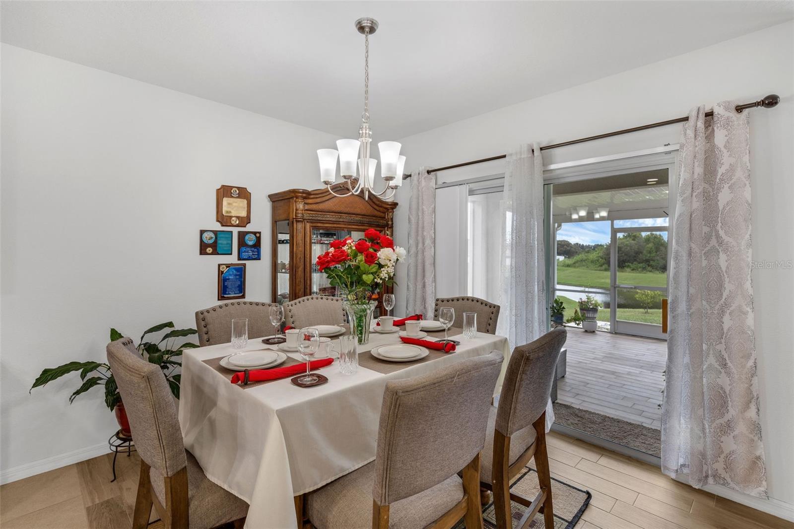 Image 10 of 29 For 807 William Way