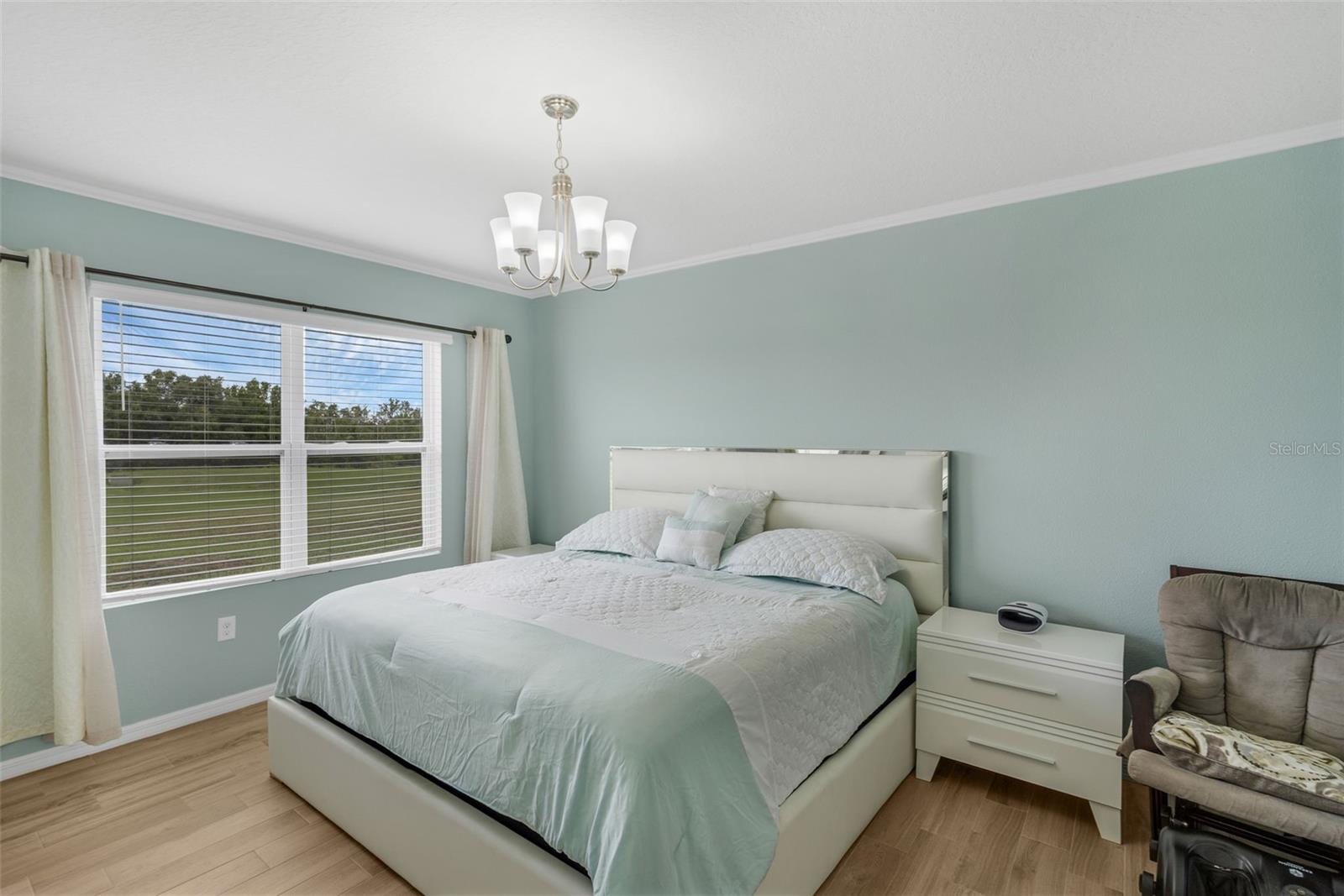 Image 12 of 29 For 807 William Way