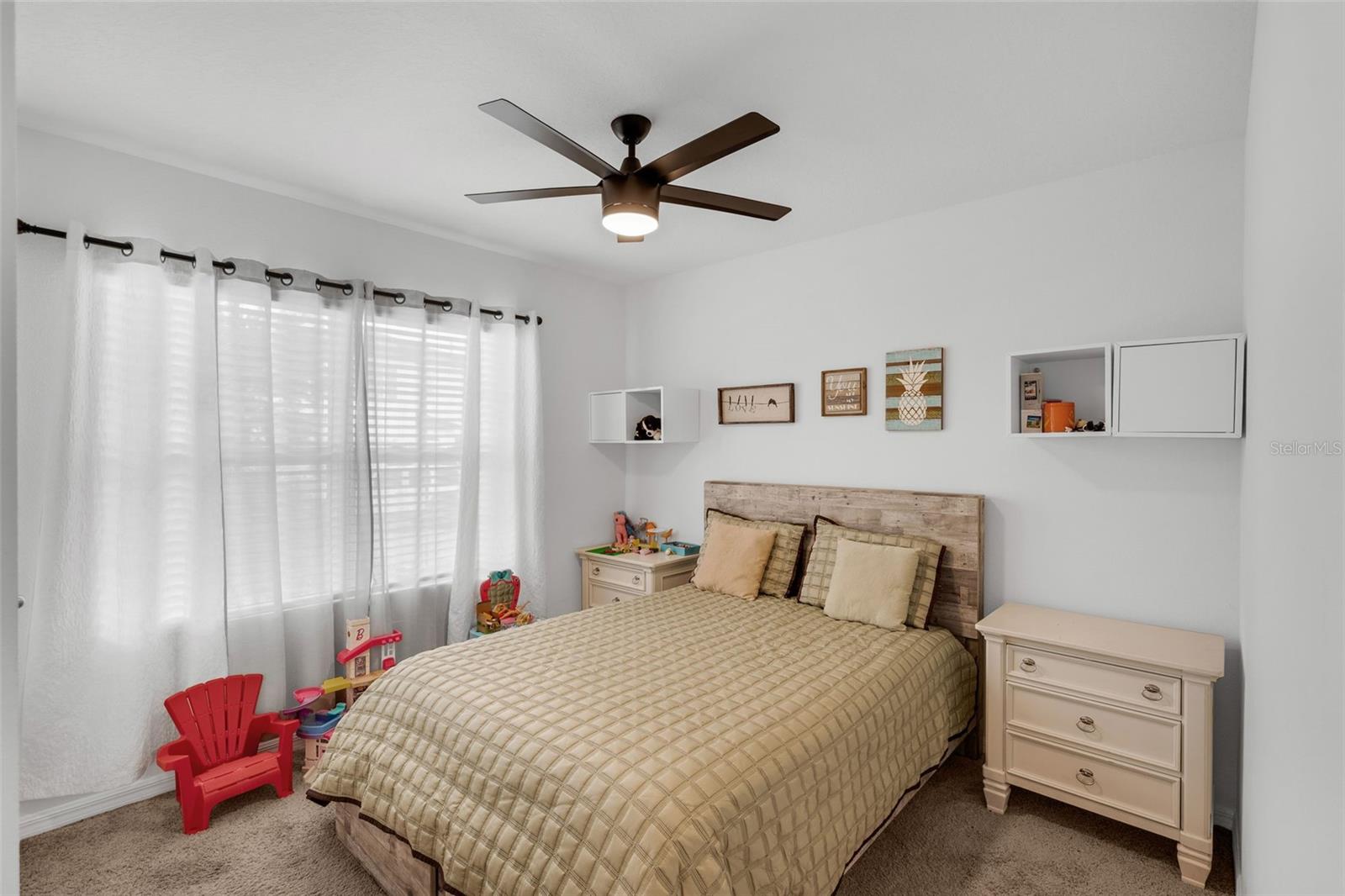 Image 16 of 29 For 807 William Way