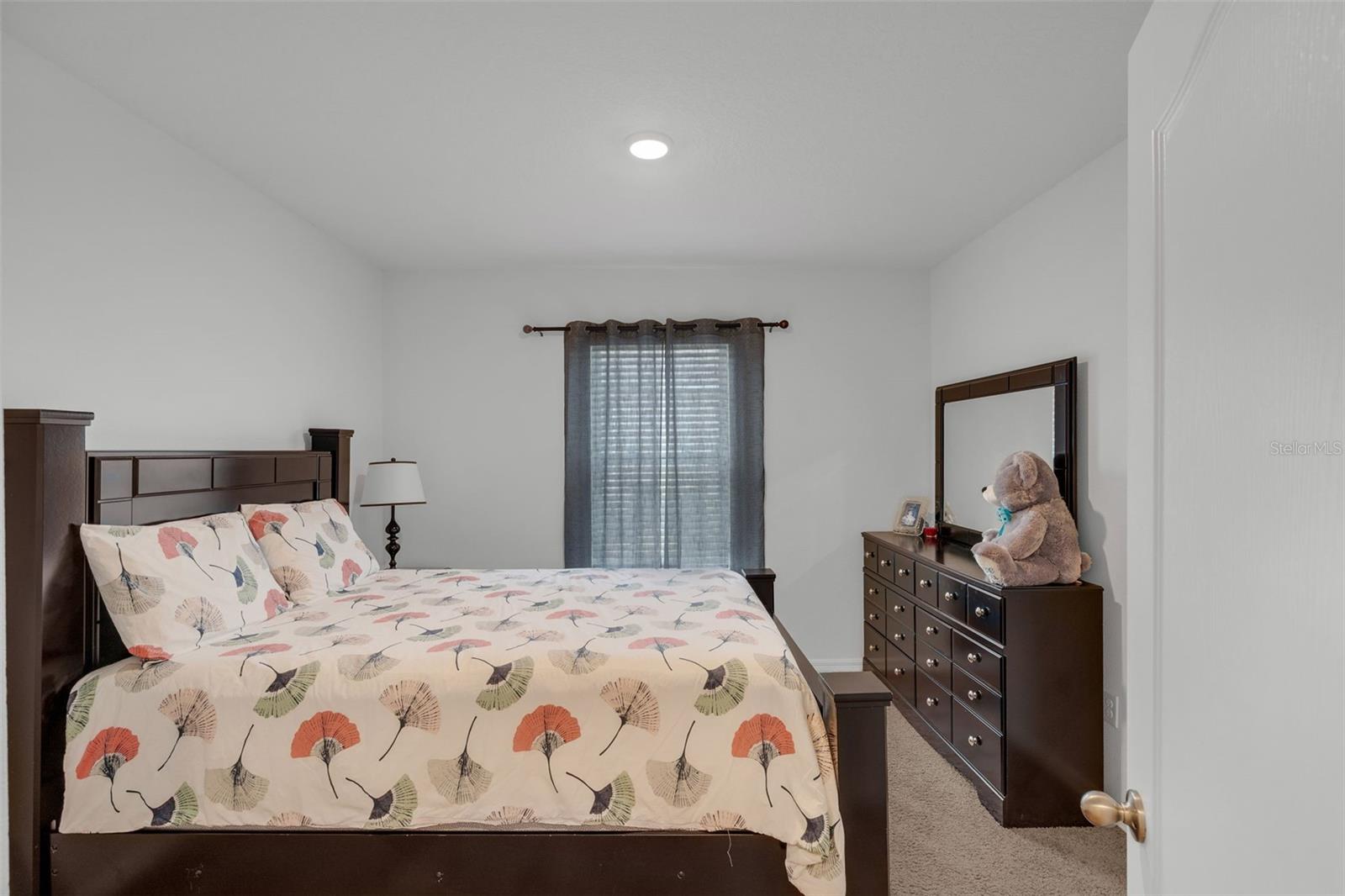 Image 17 of 29 For 807 William Way