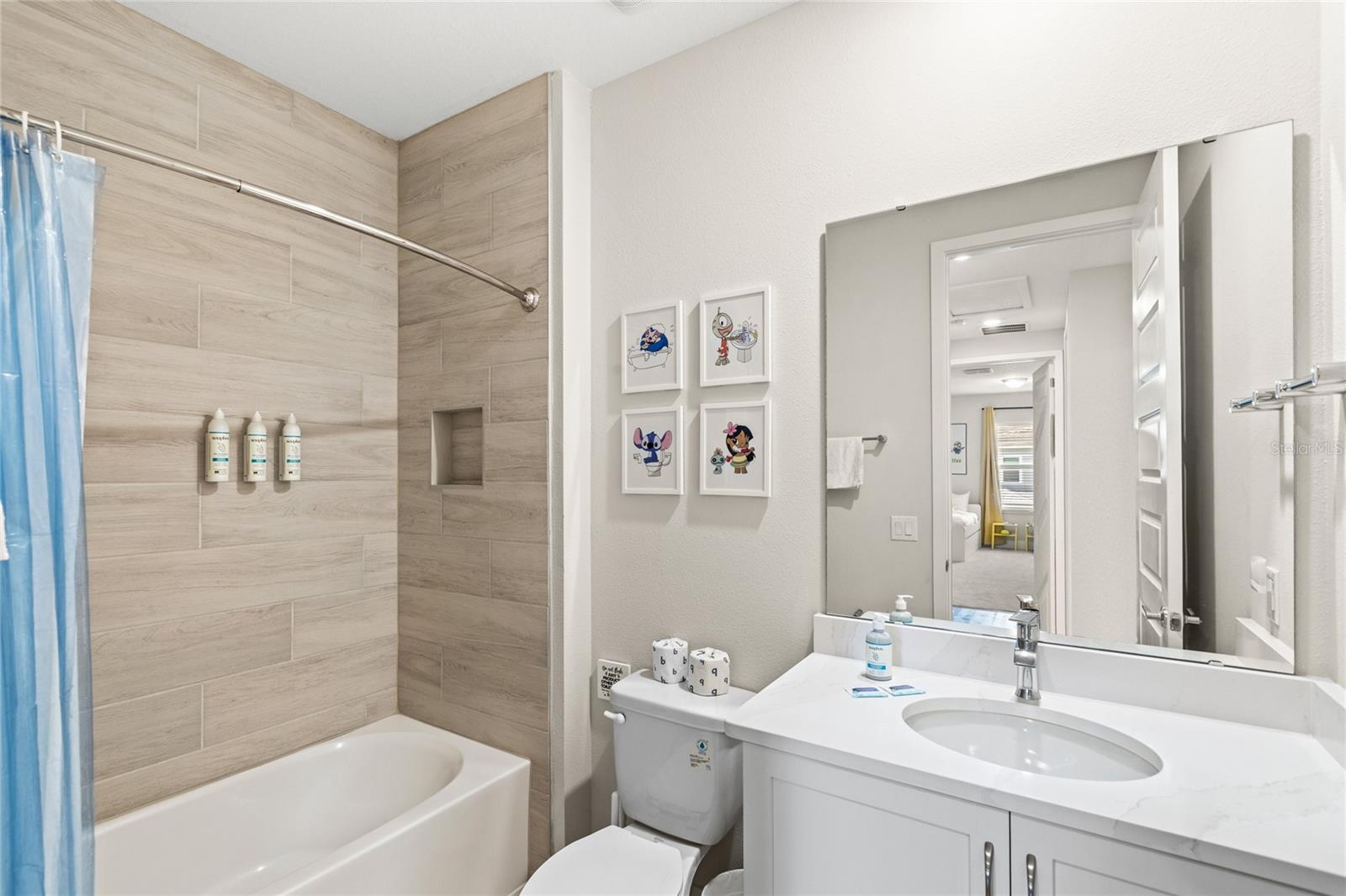 Image 19 of 27 For 7882 Spectrum Drive