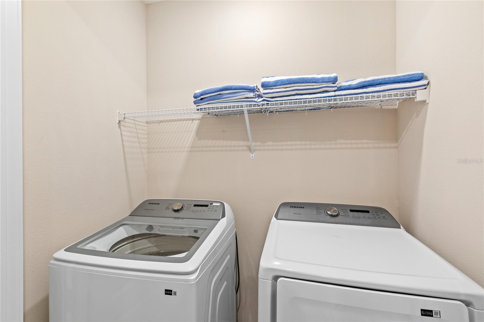 Image 20 of 27 For 7882 Spectrum Drive