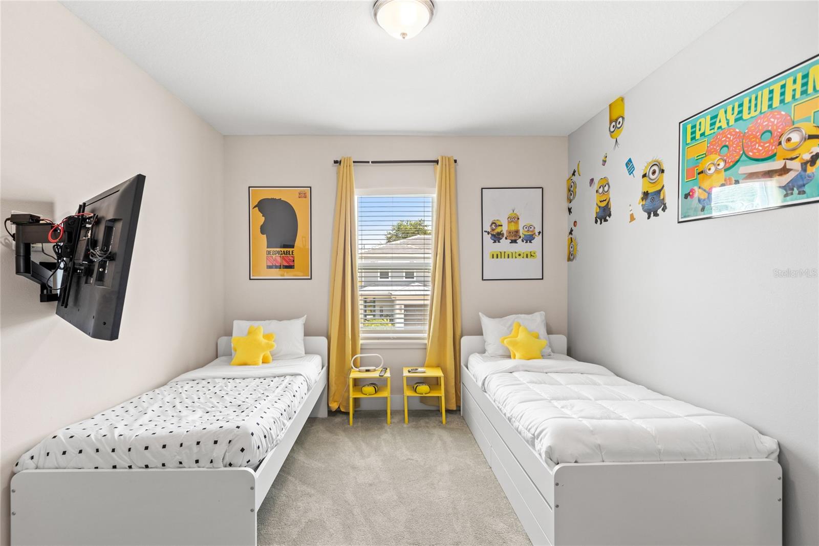 Image 22 of 27 For 7882 Spectrum Drive