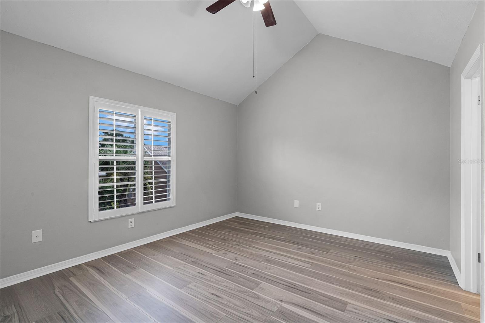 Image 16 of 25 For 1252 Villa Ln  151