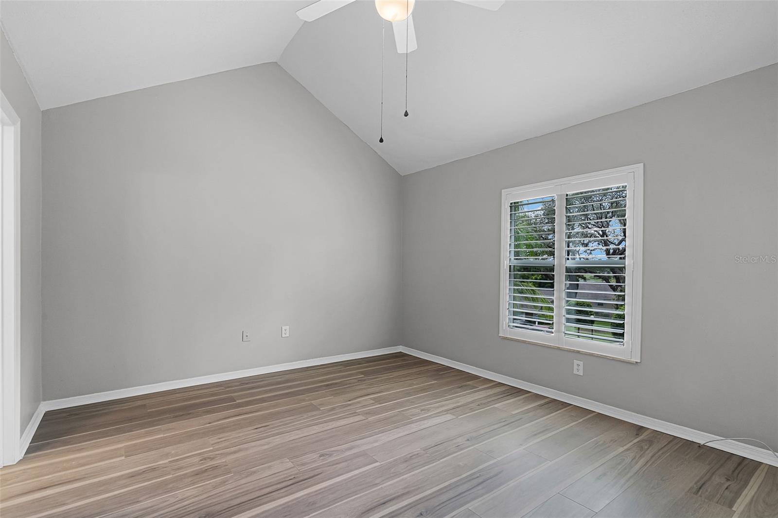 Image 9 of 25 For 1252 Villa Ln  151