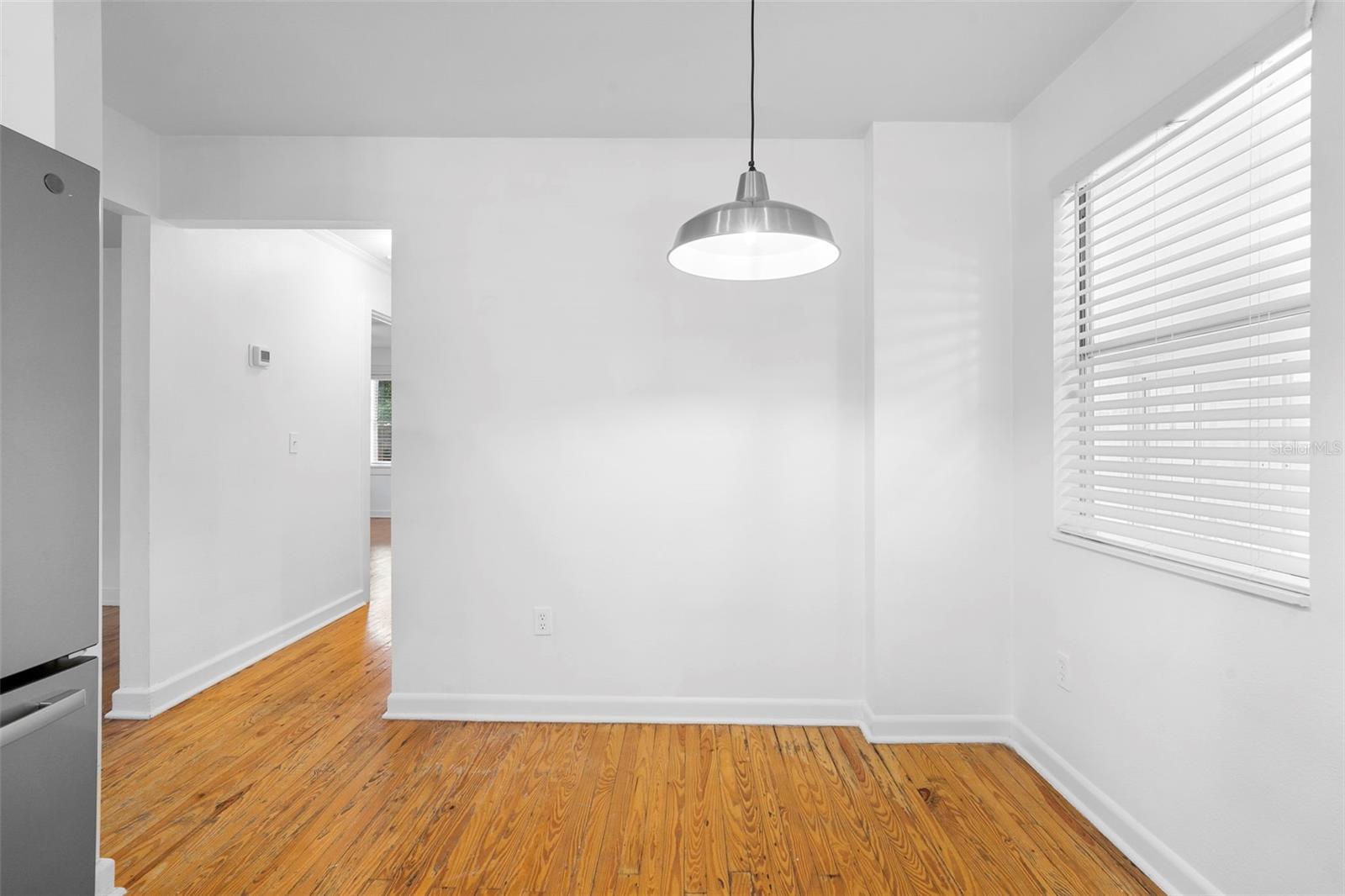 Image 16 of 39 For 3166 Peel Avenue