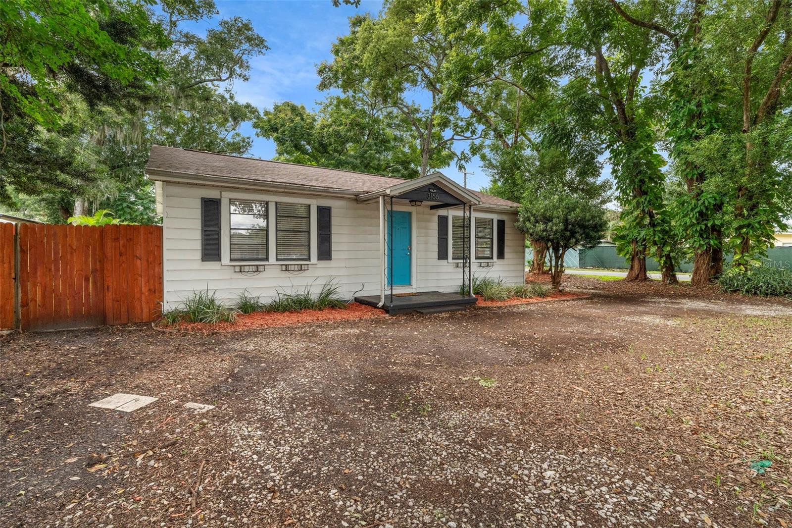 Image 2 of 39 For 3166 Peel Avenue