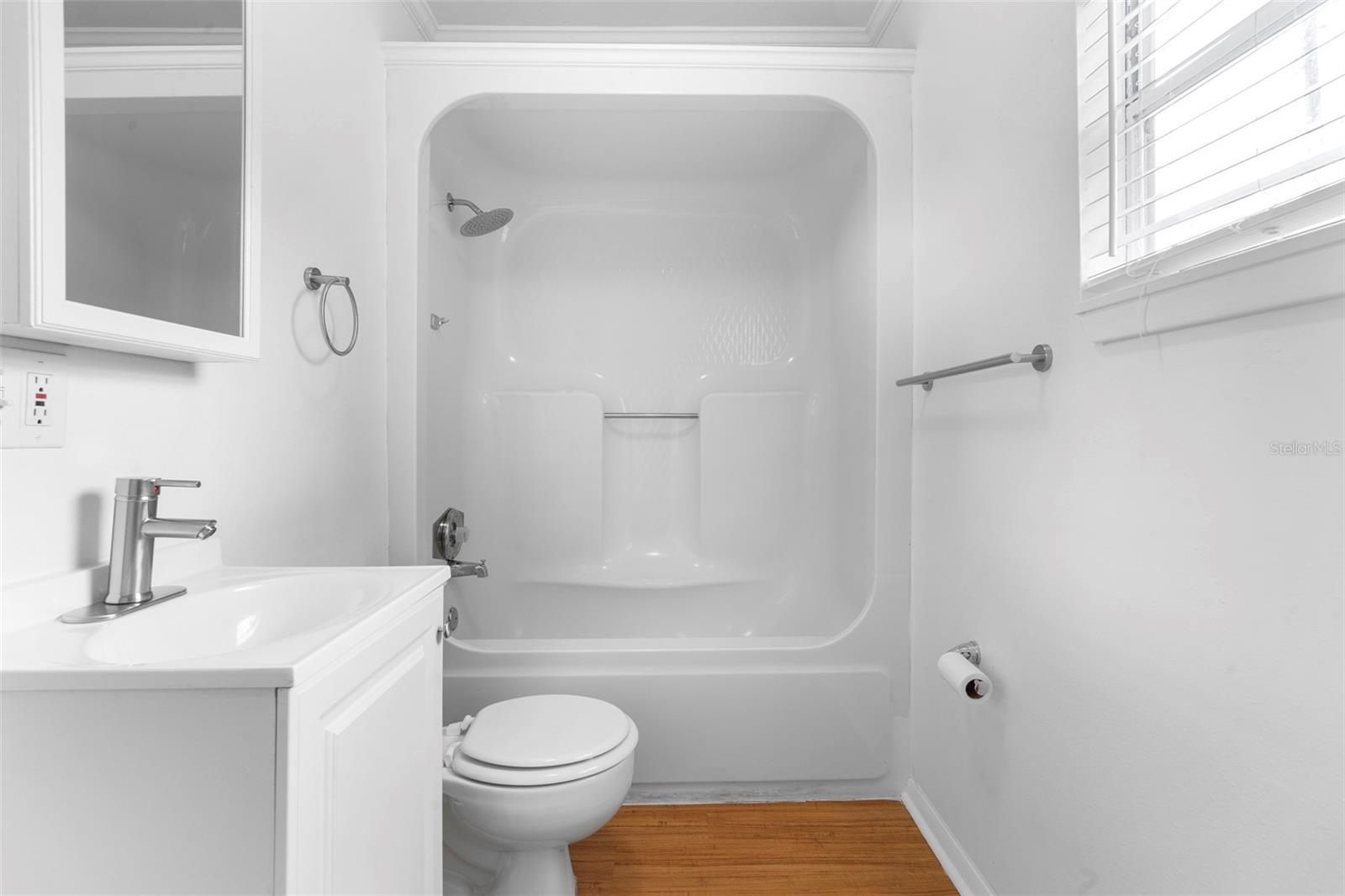 Image 31 of 39 For 3166 Peel Avenue