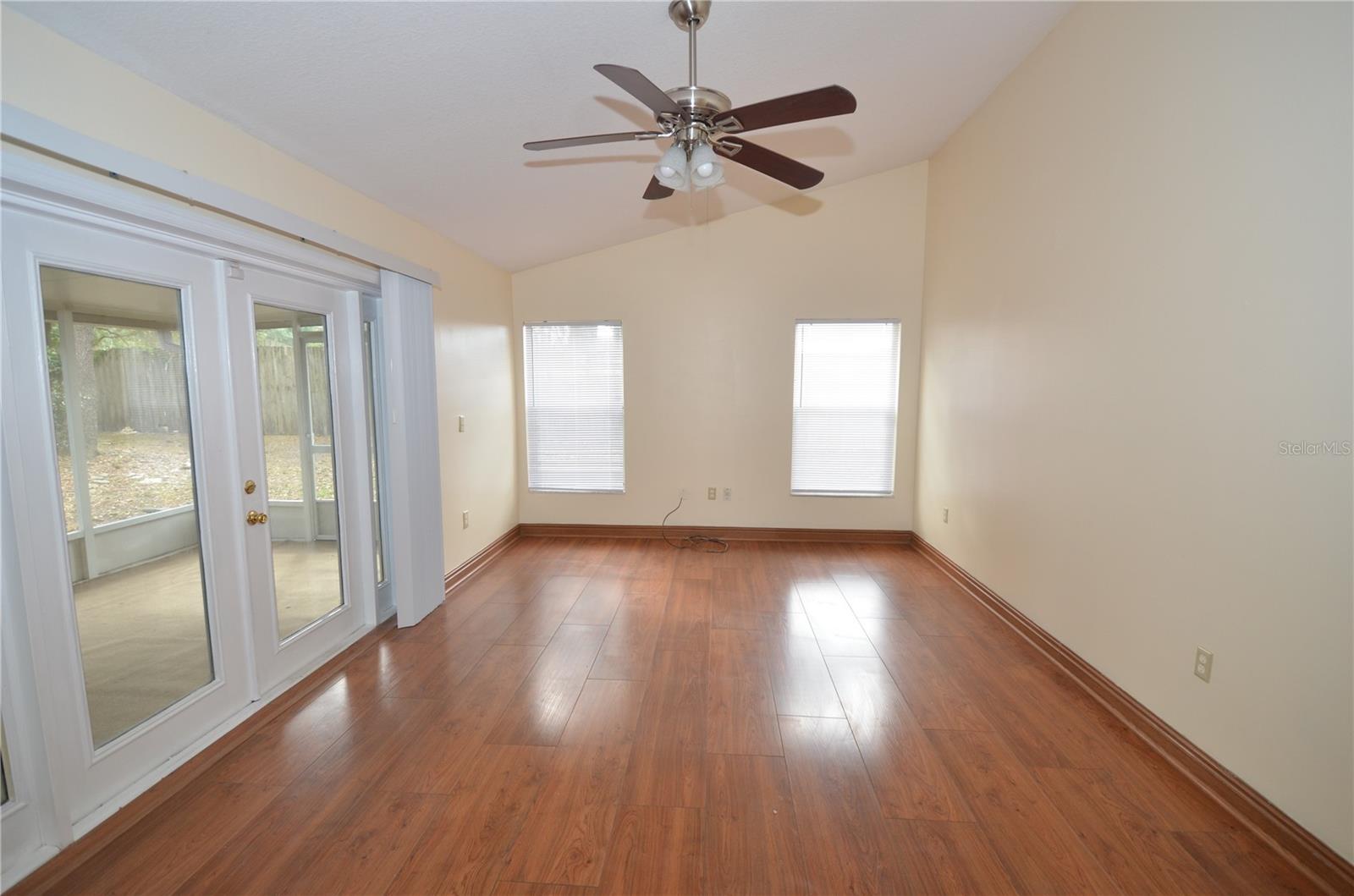 Image 4 of 14 For 1218 Dunbridge Street